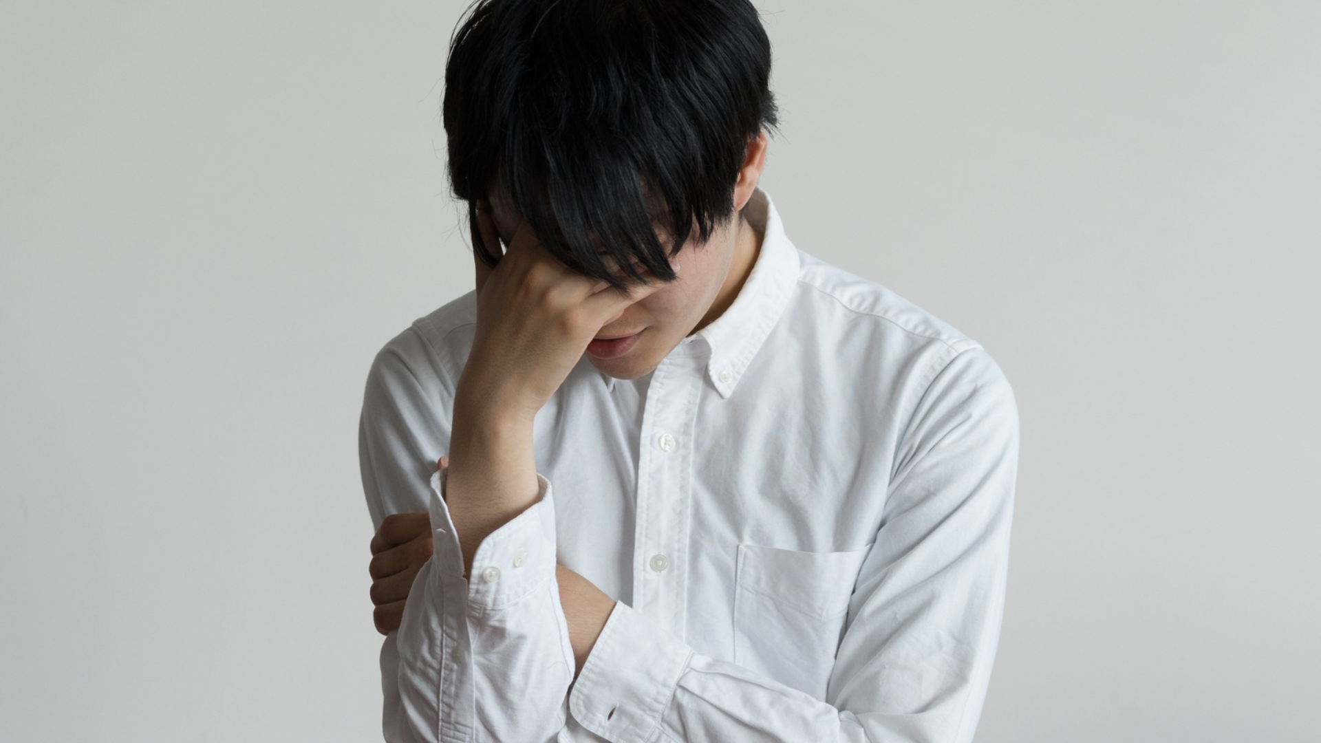 Spanish Struggling Through Grief Image