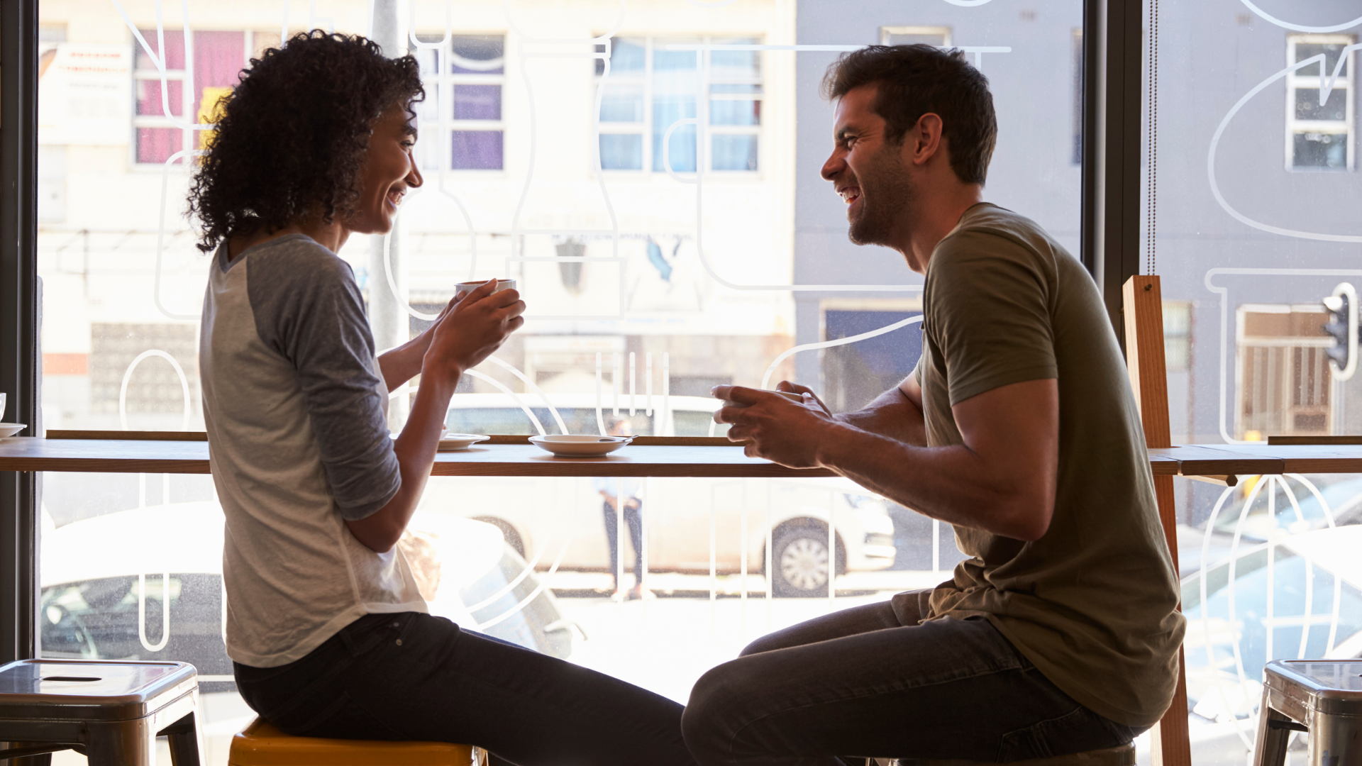 Spanish Waiting in Dating Image