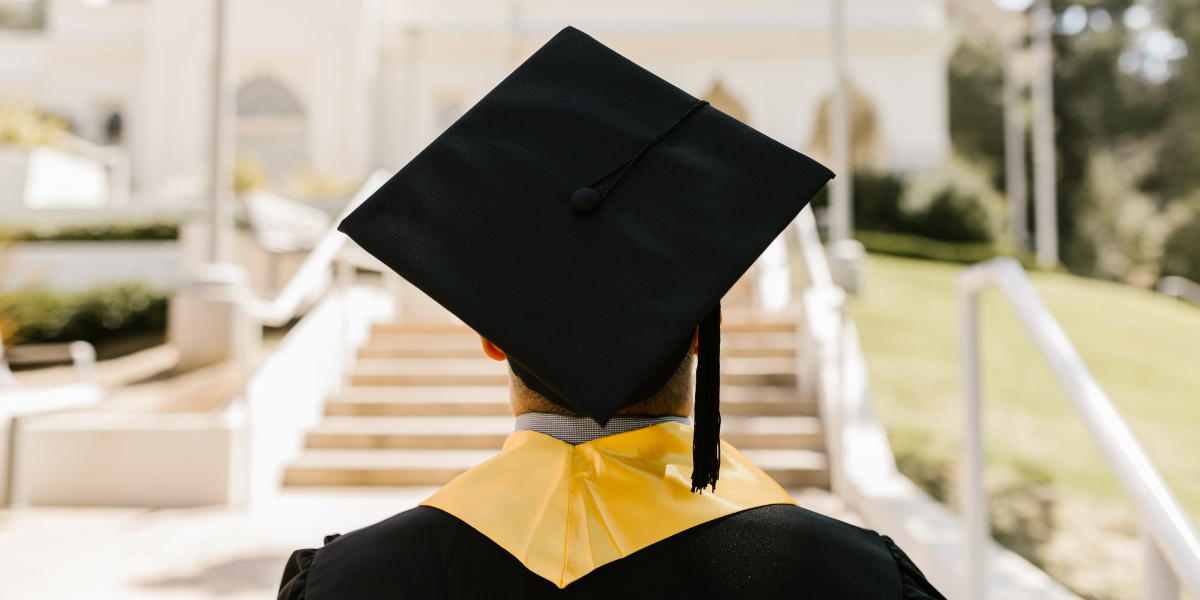 10 Money Tips For Graduates