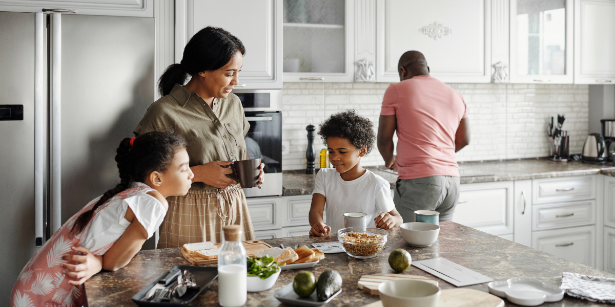 8 Prayers During Family Conflict