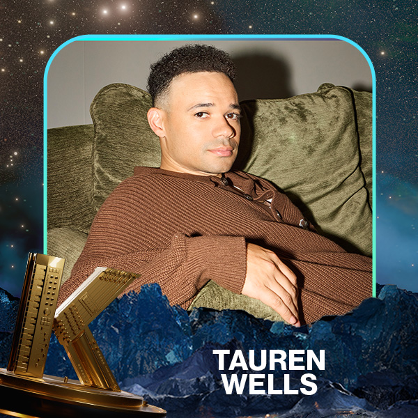 Vote for Tauren Wells in the 2025 KLOVE Fan Awards
