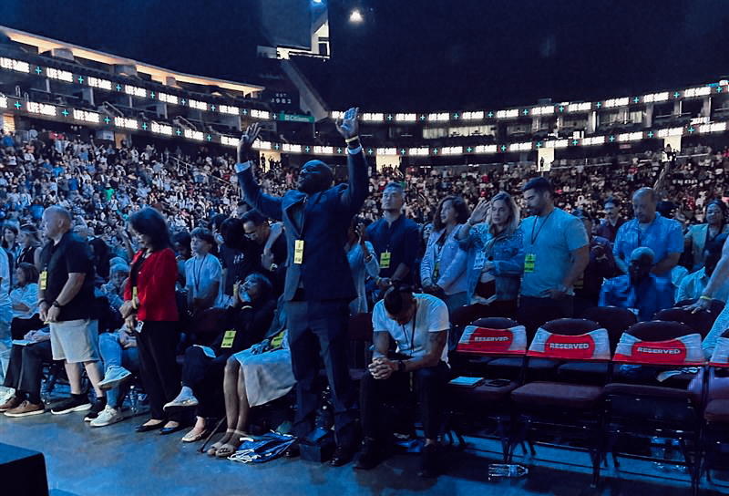 One of 15 events this year, Life Surge’s July 12 Newark experience drew thousands of believers hungry to honor God not just in worship—but in their work, wealth, and witness. 