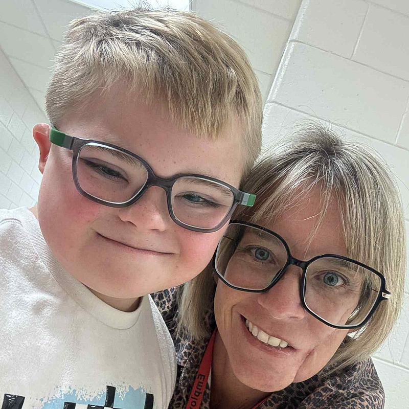 Lindsey and one of her grateful students