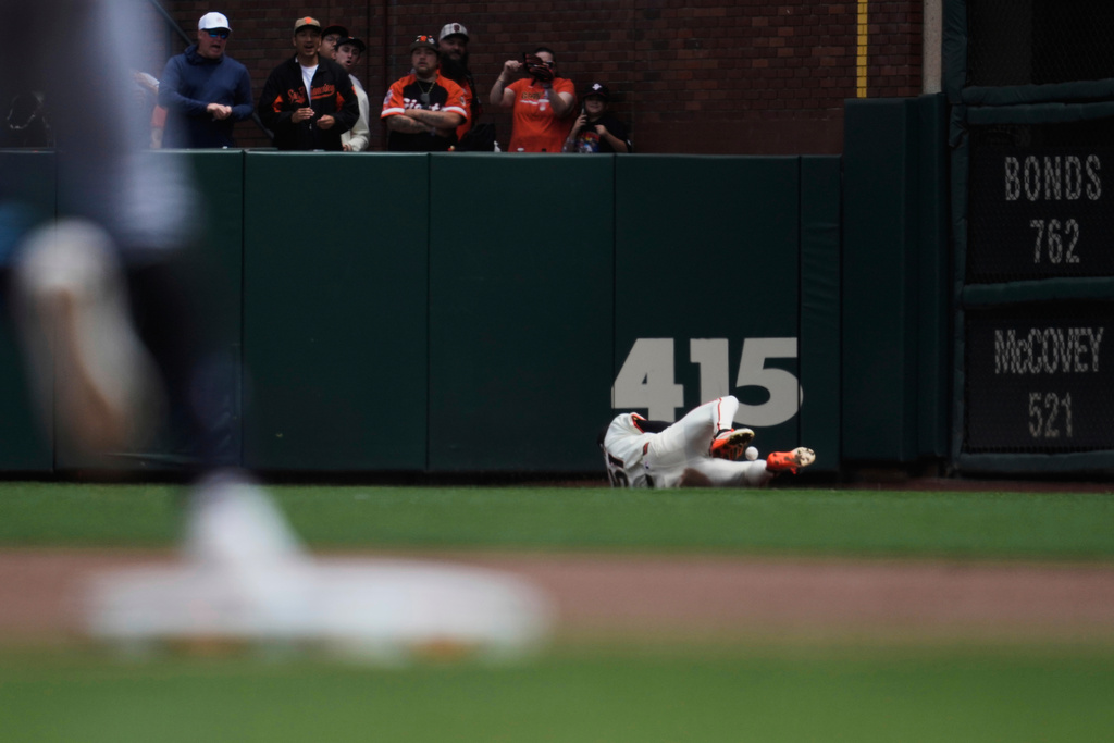 San Francisco Giants center fielder Jung Hoo Lee