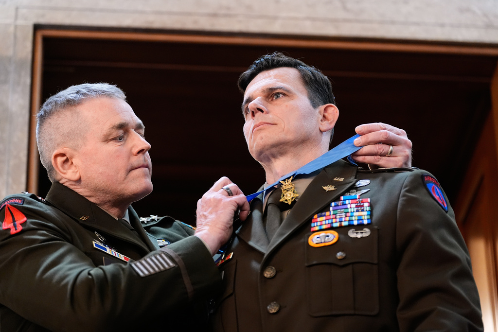 U.S. Army Chief Warrant Officer Eric Slover receives a Medal of Honor