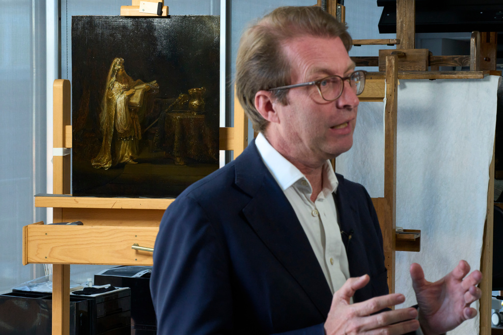 Director Taco Dibbits of the Rijksmuseum unveiled the work "Vision of Zacharias in the Temple"
