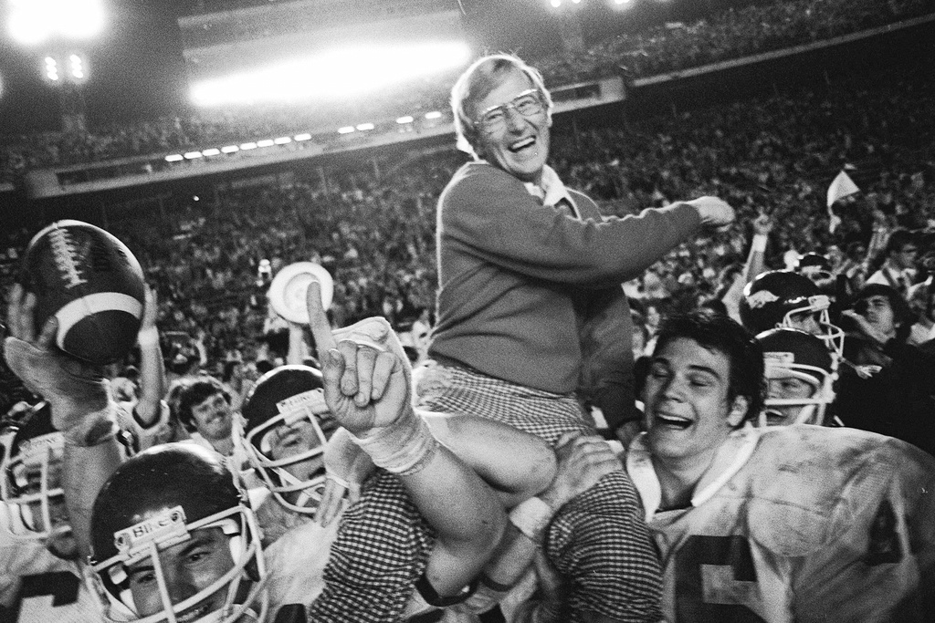College Football Legend Lou Holtz Passes: “God Did Not Put Lou Holtz On This Earth To Coach In The Pros"