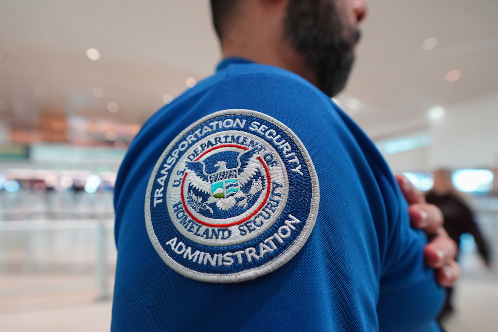 TSA Crisis: Big Airline CEOs' Beg Congress To Restore Funding For Department of Homeland Security 