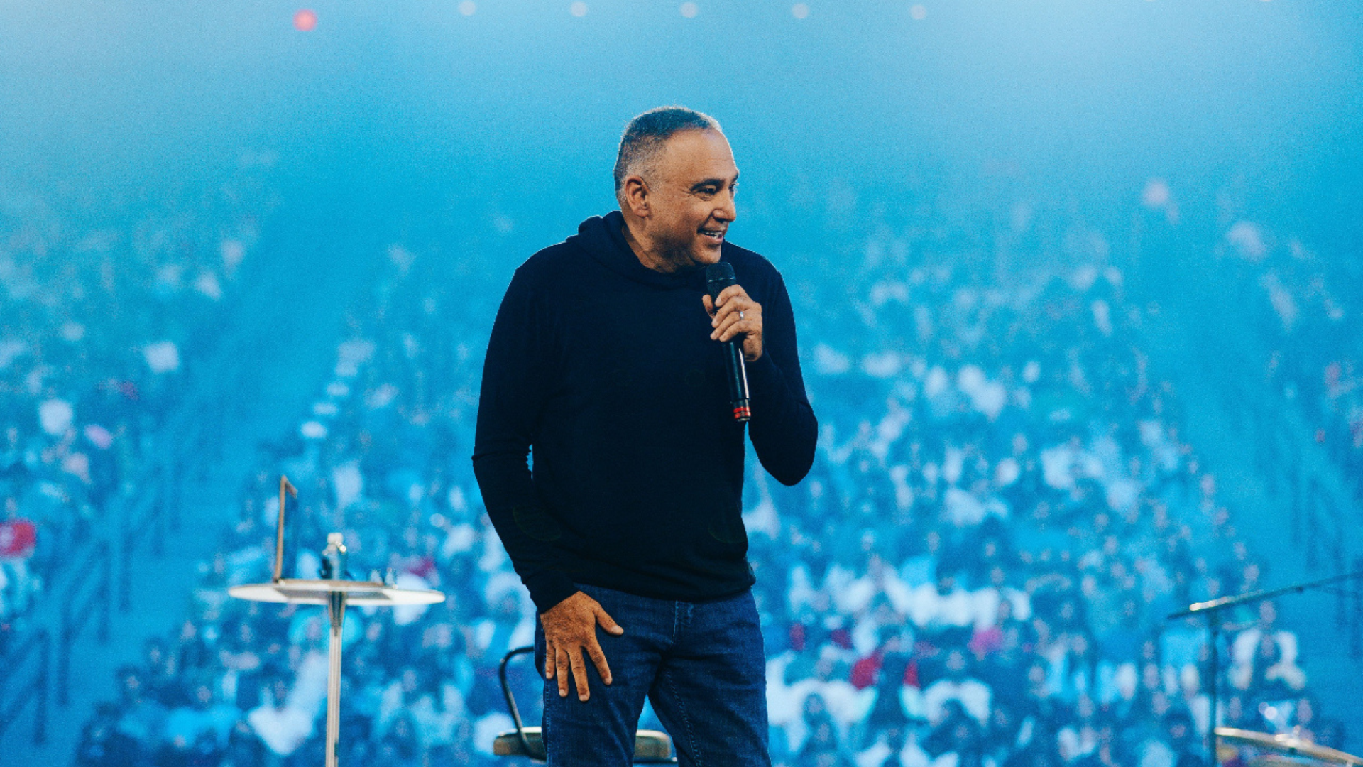 Once believing that God hated him, David Nasser now preaches the hope of the Gospel across the world.