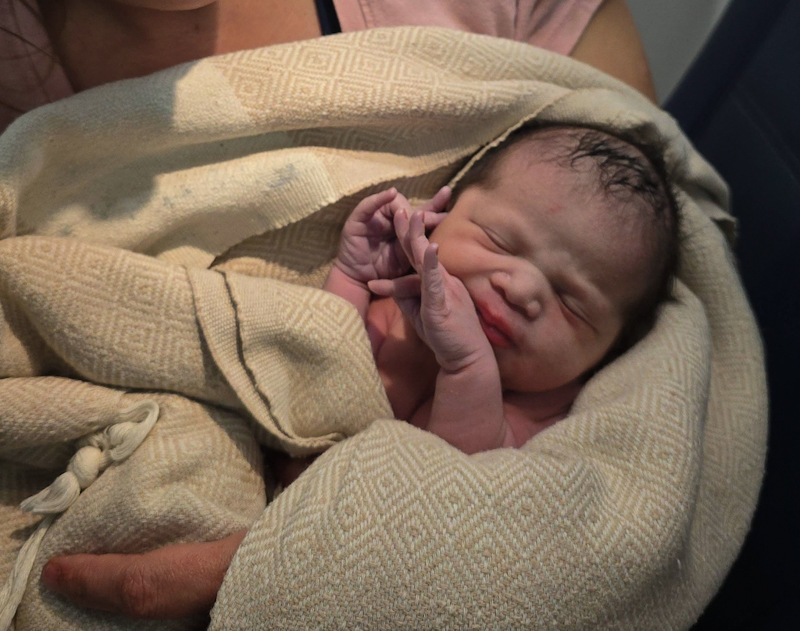 153 Passengers — Make That 154: Paramedics Assist Mom Giving Birth Minutes Before Delta Flight Lands