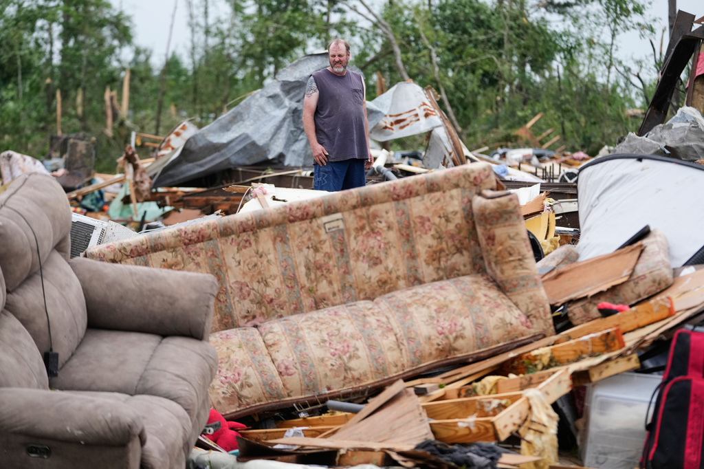 “Pray For Mississippi” - Multiple Twisters, 500 Homes Damaged