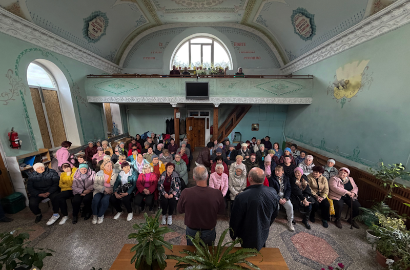 Ukrainian church service 