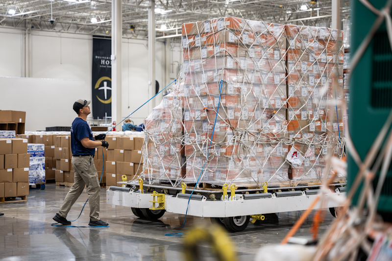 Samaritan's Purse Airlifts Ebola Treatment Center To Congo