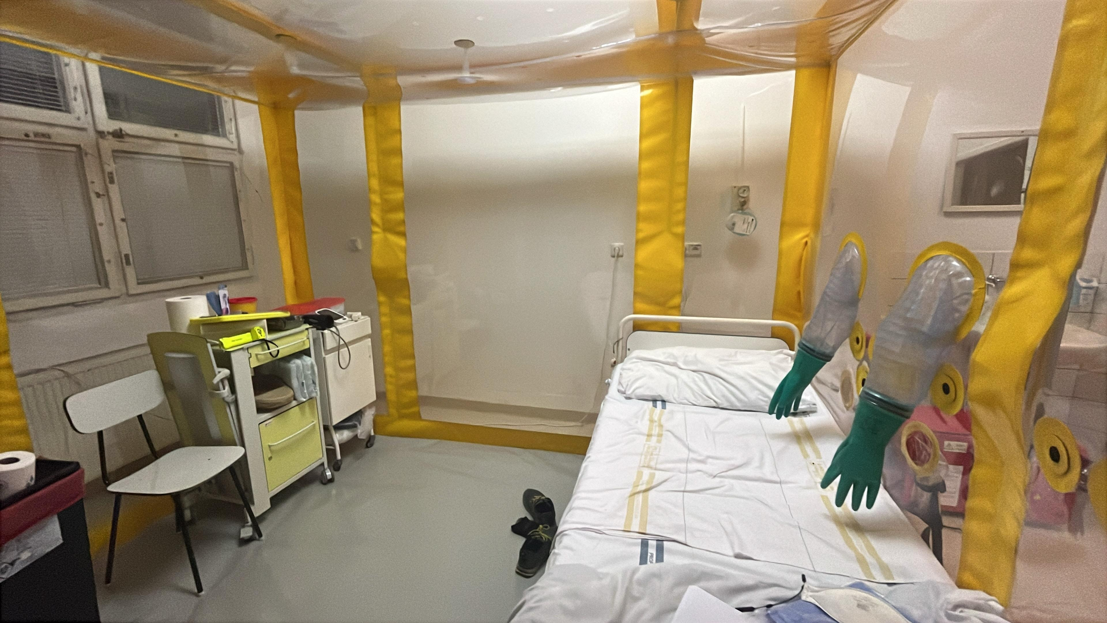 BioBox Isolation Chamber Ebola