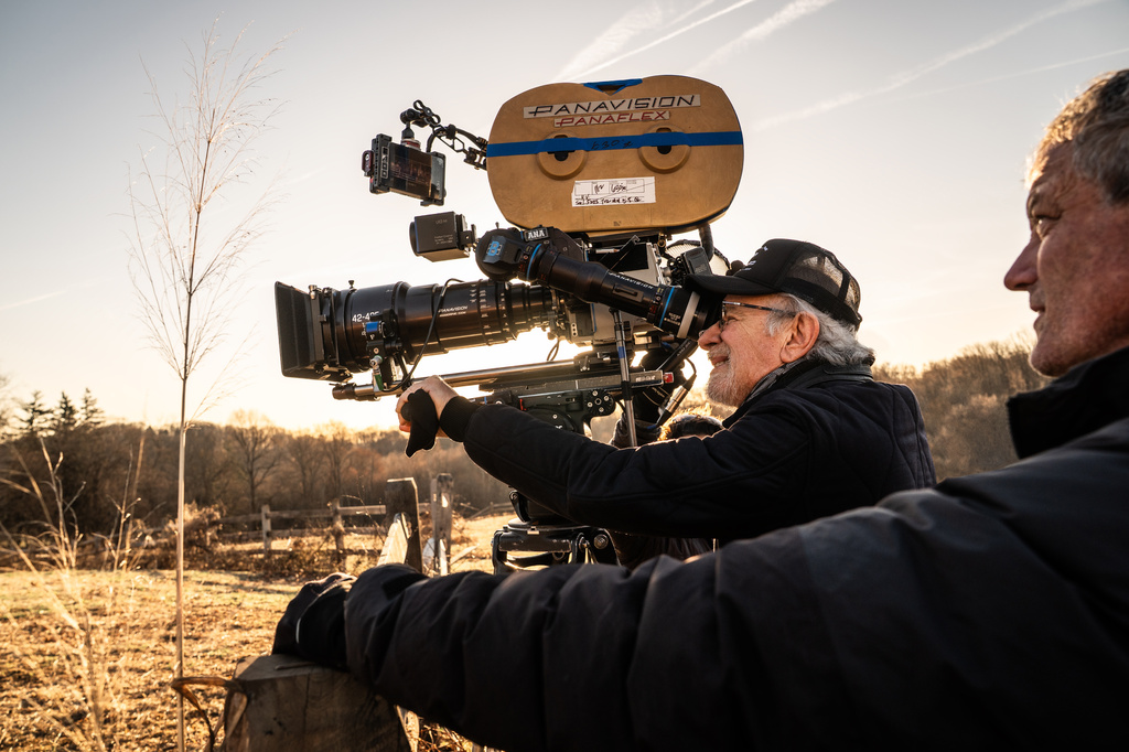 Steven Spielberg's New Film: 'Si-Fi' That's Not 'Sci-Fi?' Aliens Again
