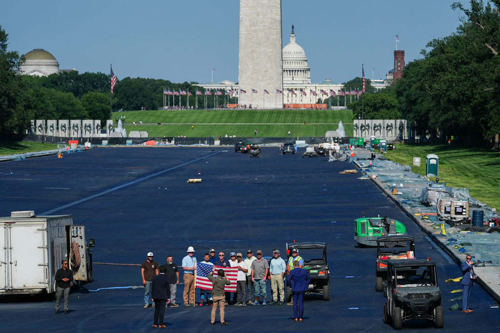 Repair Of  Lincoln Memorial Reflecting Pool Complete: Fill-Up Coming Soon For America's 250th Birthday
