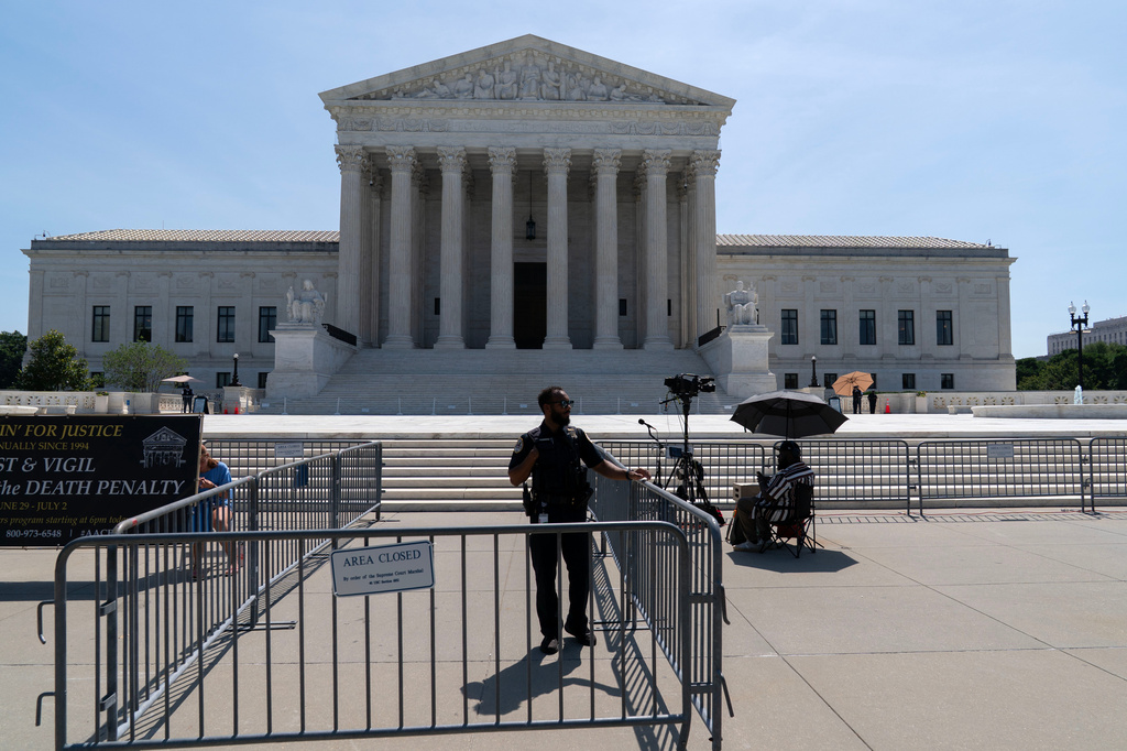 Their Safety At Risk - 2 Supreme Court Justices Ask Congress For Help