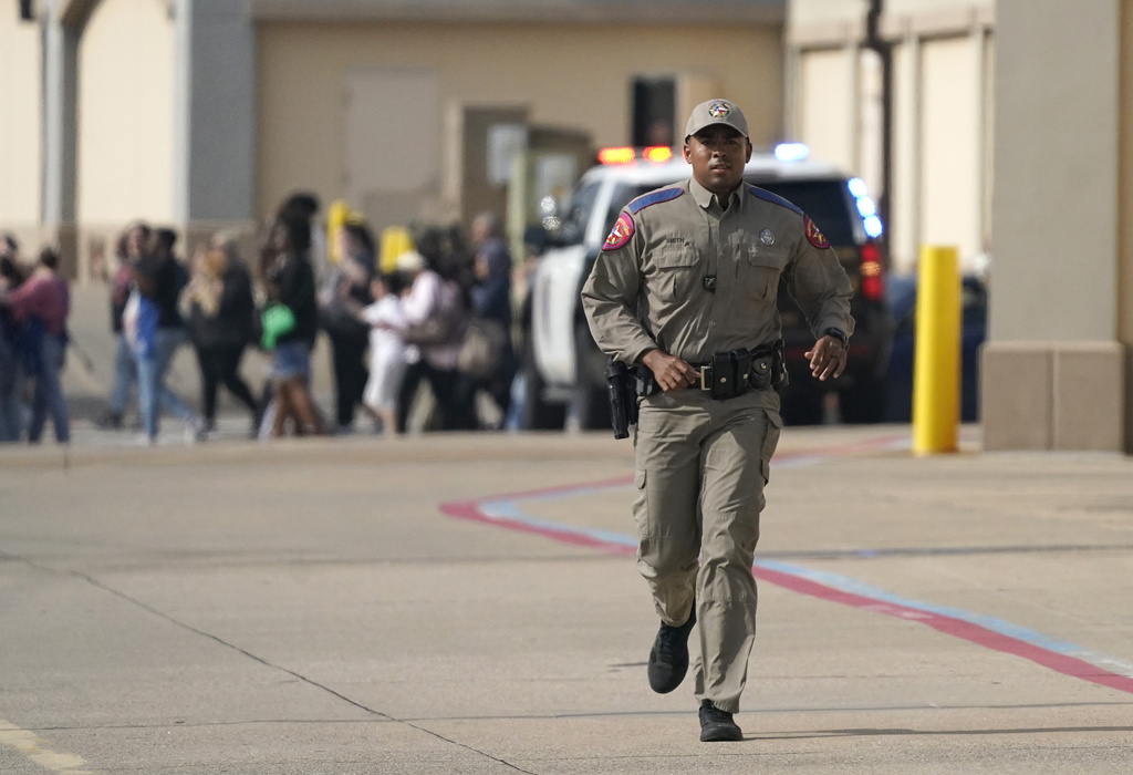 We Started Running 8 Lost In Texas Outlet Mall Suspect Now Identified Positive Encouraging 