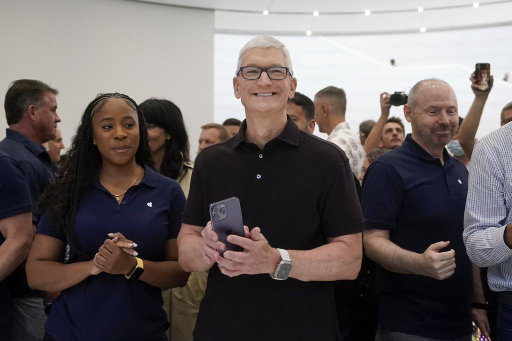Apple CEO Tim Cook
