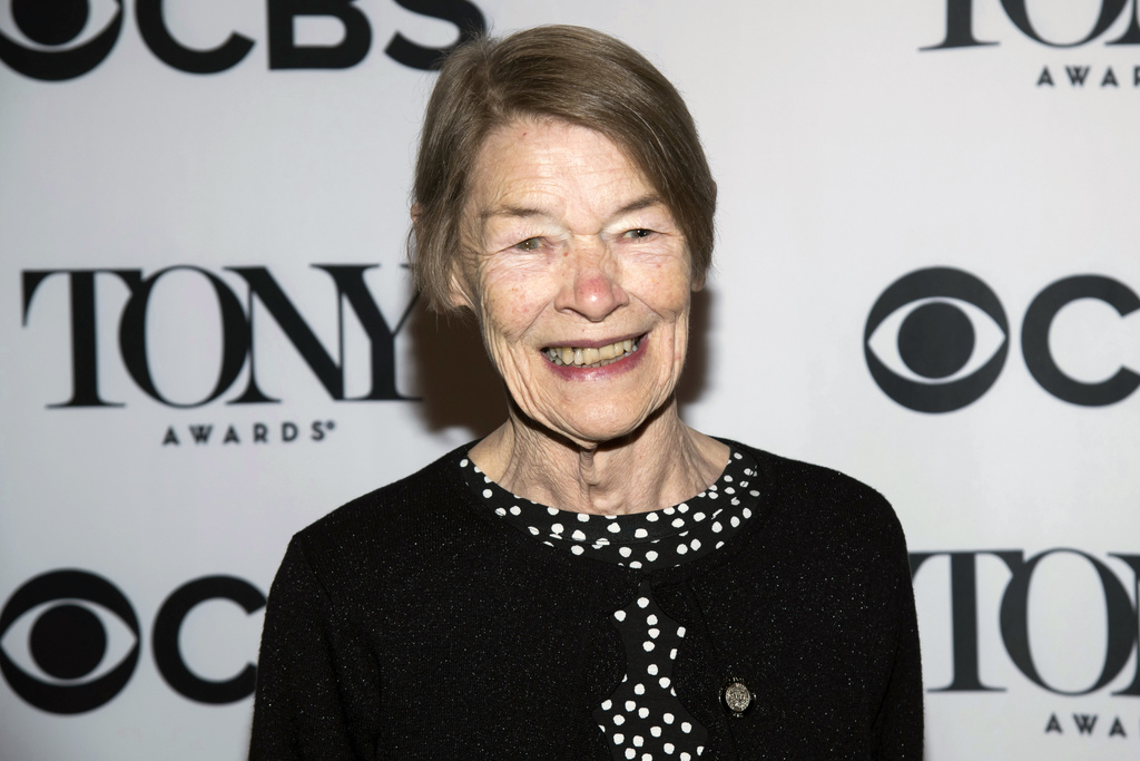 Glenda Jackson attends the 2018 Tony Awards