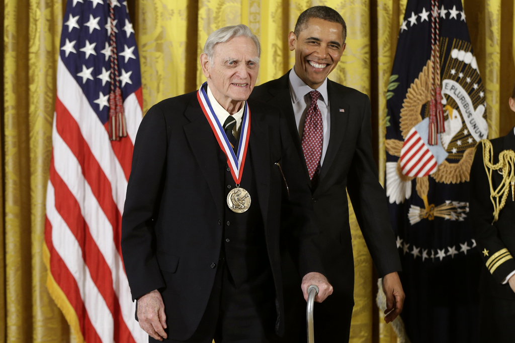 (2013) President Barack Obama awards the National Medal of Science to Dr. John Goodenough, of the University of Texas, during a ceremony in the East Room of the White House