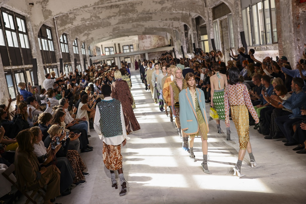 Models wear creations for the Dries Van Noten Spring/Summer 2024 womenswear fashion collection presented Wednesday, Sept. 27, 2023 in Paris. 
