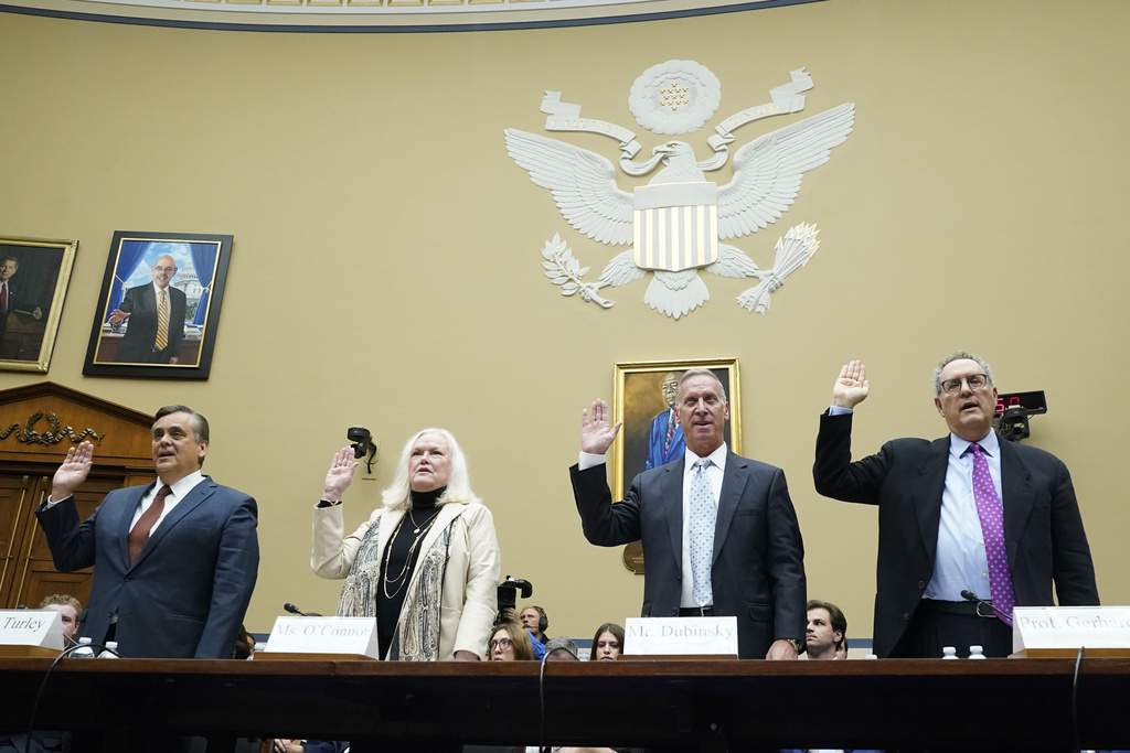 Witnesses are sworn in before the House Oversight Committee impeachment inquiry into President Joe Biden
