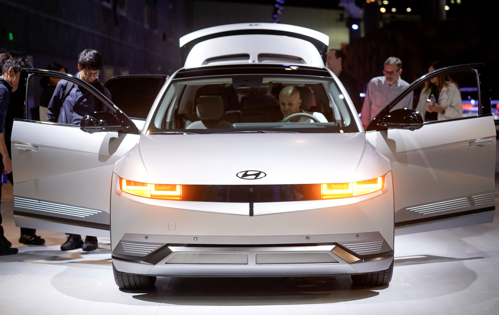 The Hyundai 2024 IONIQ 5 Disney100 Platinum Edition