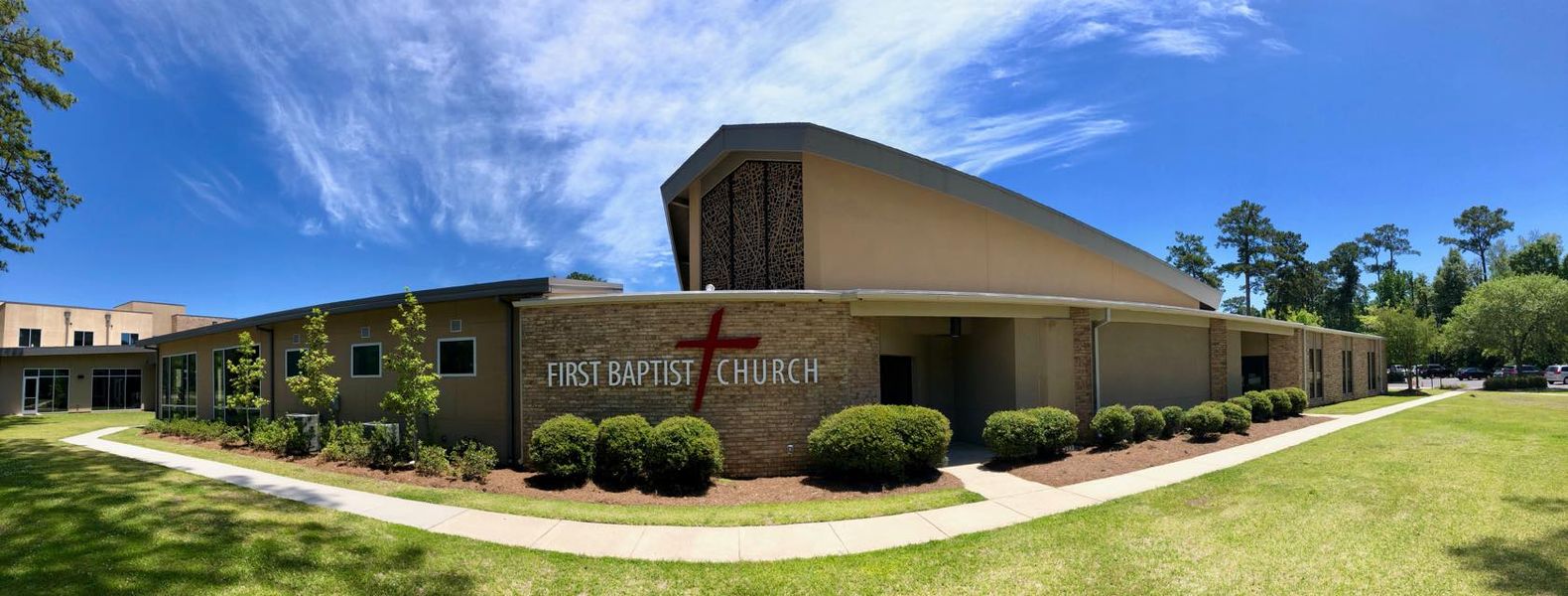 First Baptist Church in Mandeville, LA