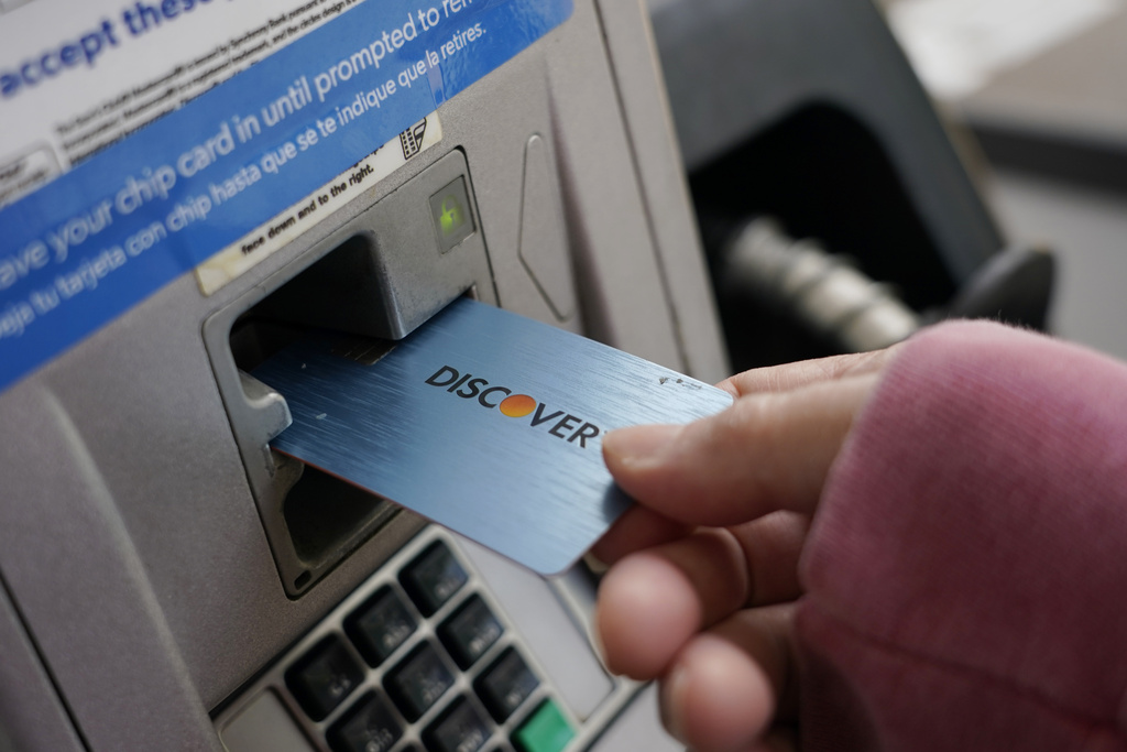 With Credit Card Debit Growing, There Are Ways To 'Do A 180' | Positive Encouraging K-LOVE - Vimarsana News