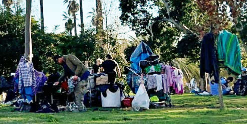In partnership with the Dream Center, Biola students served the homeless community at MacArthur Park