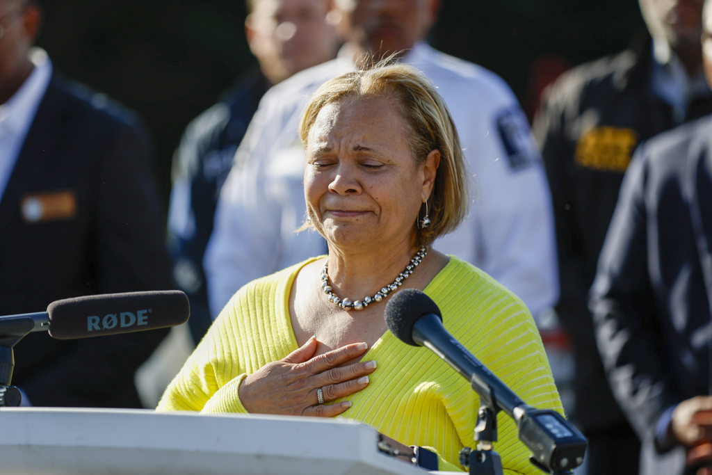 Please Pray For Families & Officers Injured: 4 Officers Lives Taken, 4 Others Wounded In Charlotte - Vimarsana News