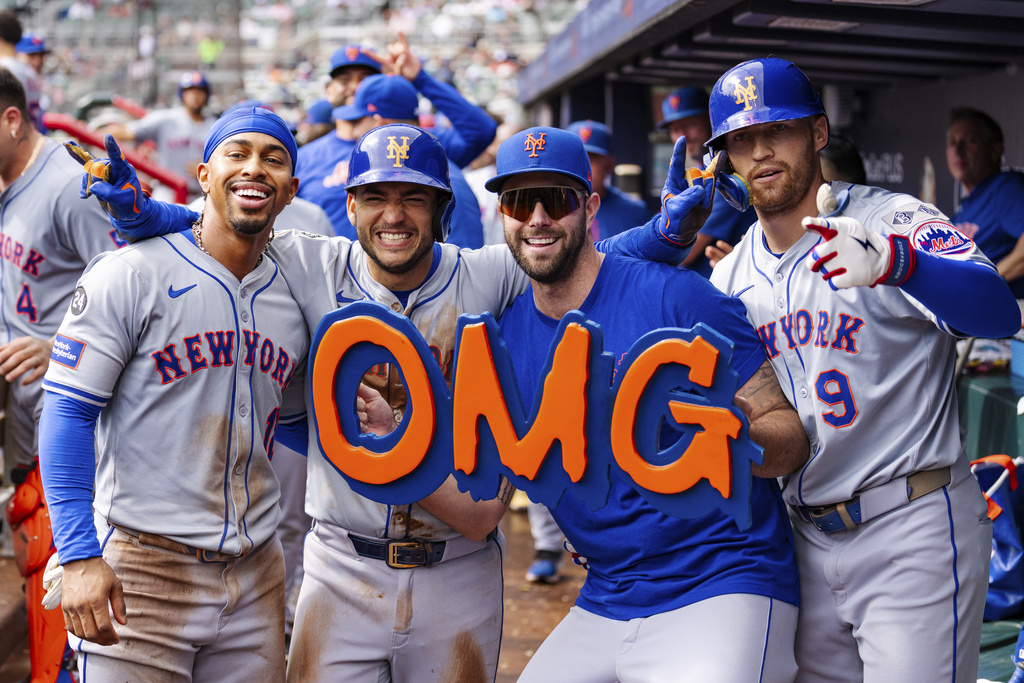 From left, New York Mets