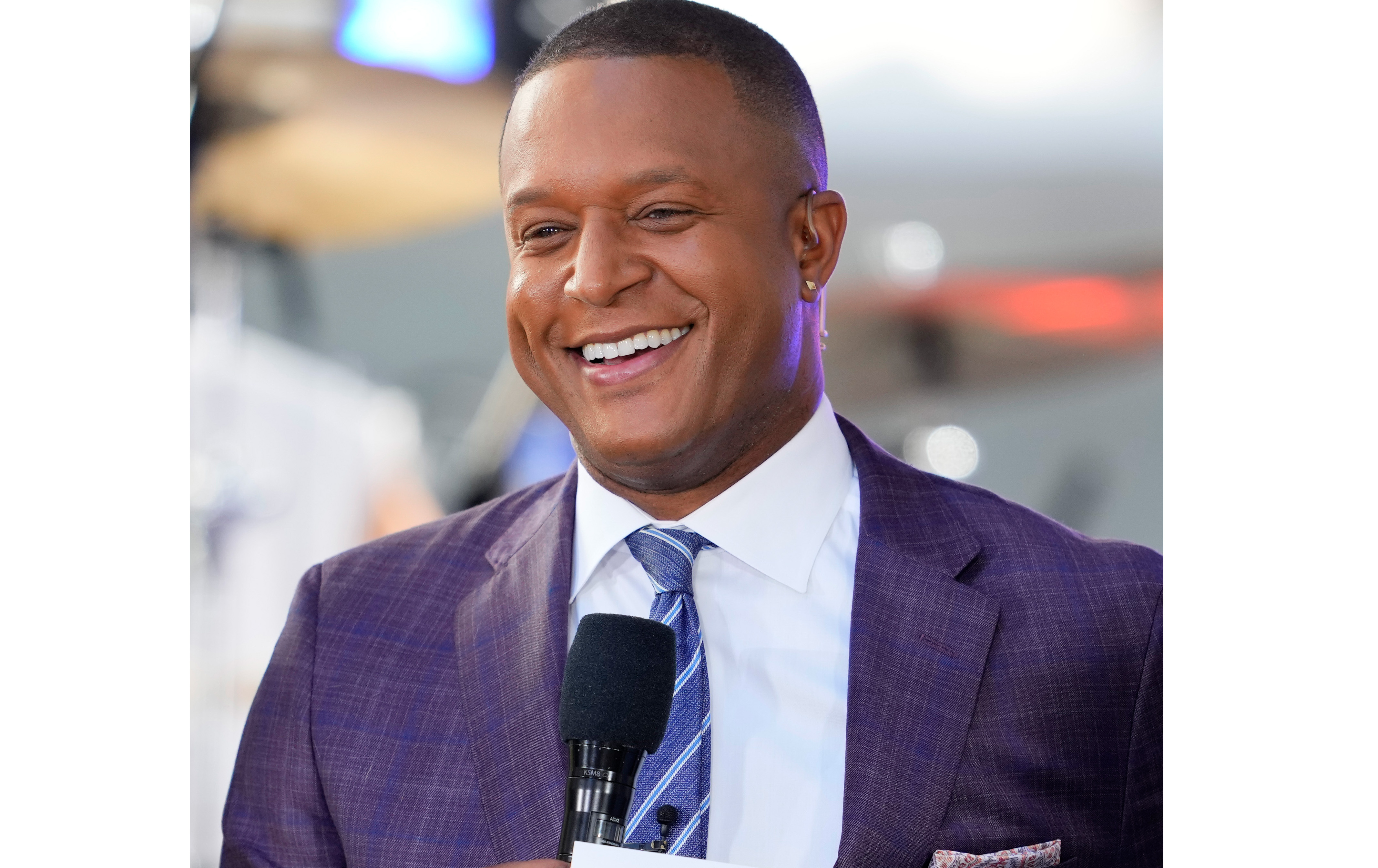 Veteran NBC host Craig Melvin Tapped To Replace Hoda Kotb For The First ...