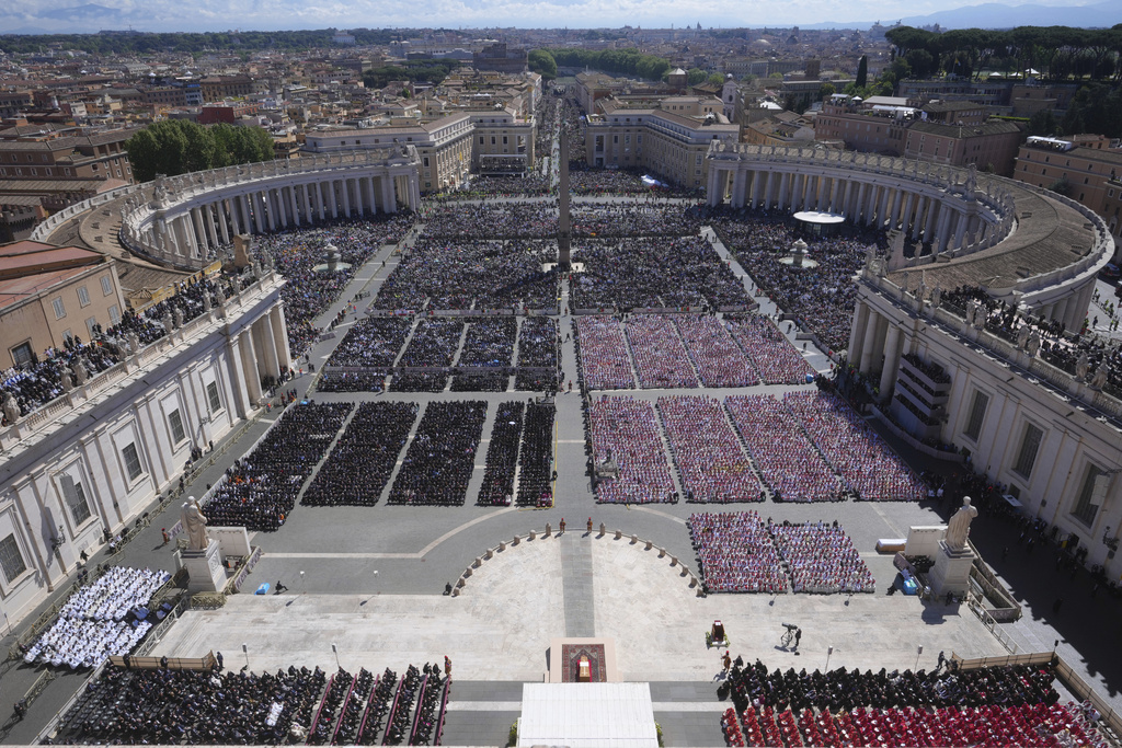 A view of the funeral of Pope Francis in St. Peter